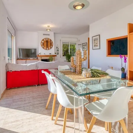 Costacabana - Villa *