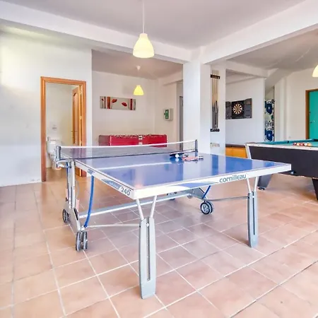 Villa Costacabana - *